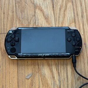 Sony PlayStation Portable PSP Handheld Console Piano Black with UMD Bundle -READ